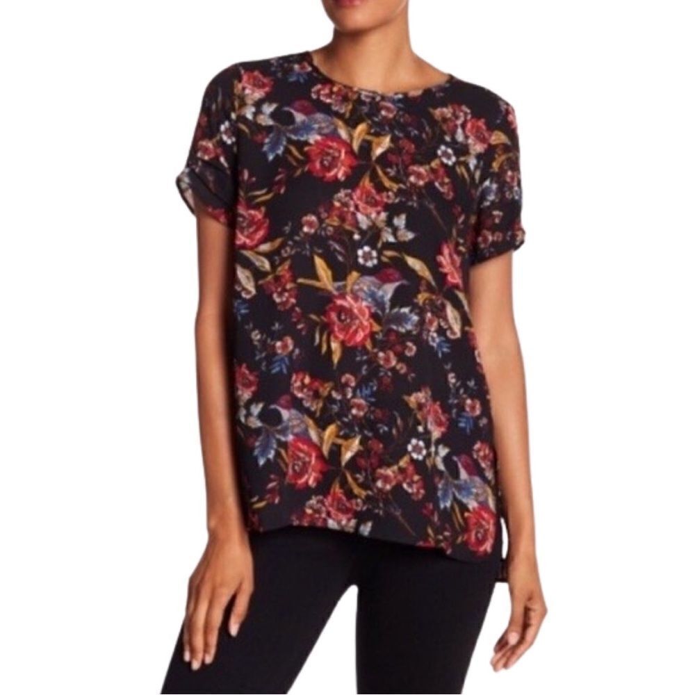 DR2 by Daniel Rainn Short Pinched Sleeve Floral Blouse